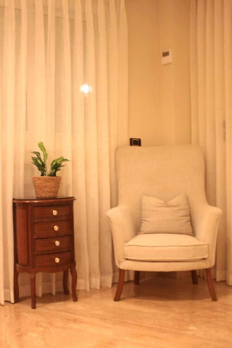Luxry Duplex Very Prime Location Beside Festival * Cairo