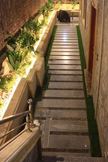 Apartment Luxry Duplex Very Prime Location Beside Festival